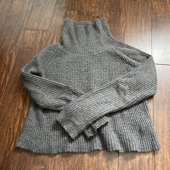 Urban outfitters brand knit sweater (kimchi blue) size xs - Picture 5 of 6